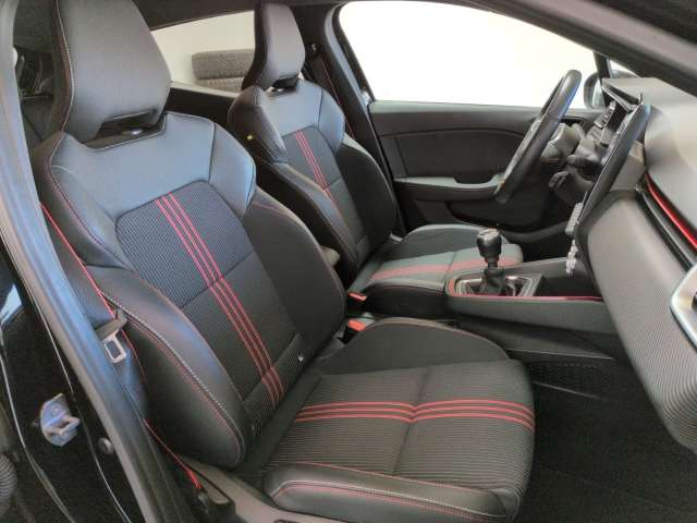 Fahrzeugbild eines Renault Clio