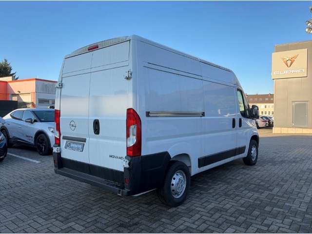 Fahrzeugbild eines Opel Movano