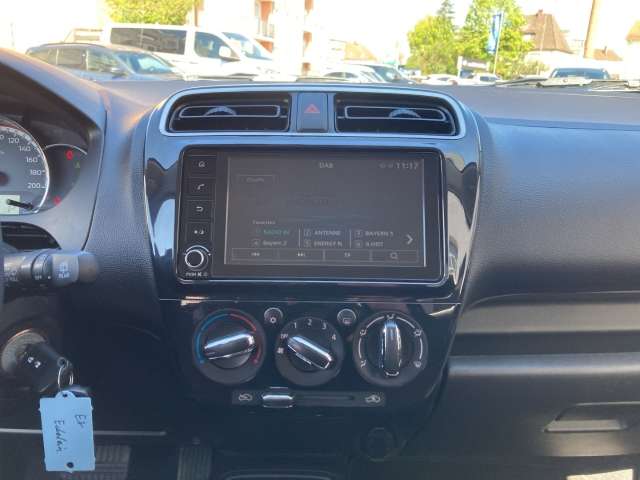 Fahrzeugbild eines Mitsubishi Space Star