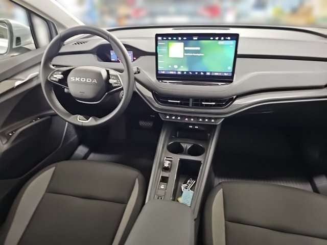 Fahrzeugbild eines Skoda ELROQ