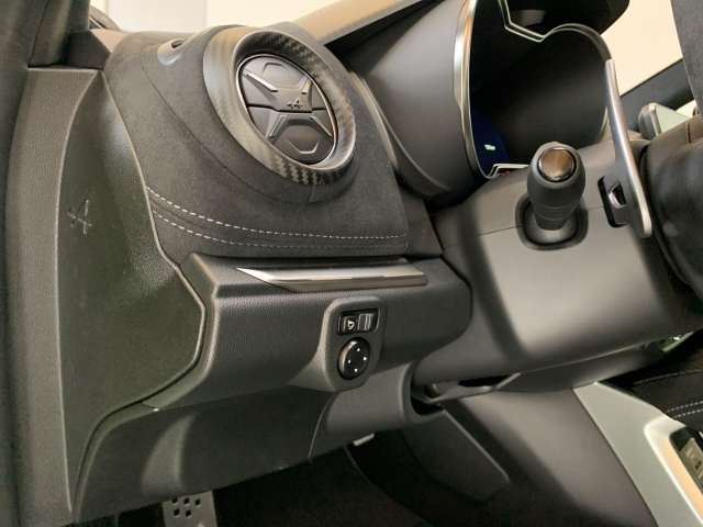 Fahrzeugbild eines Alpine A110