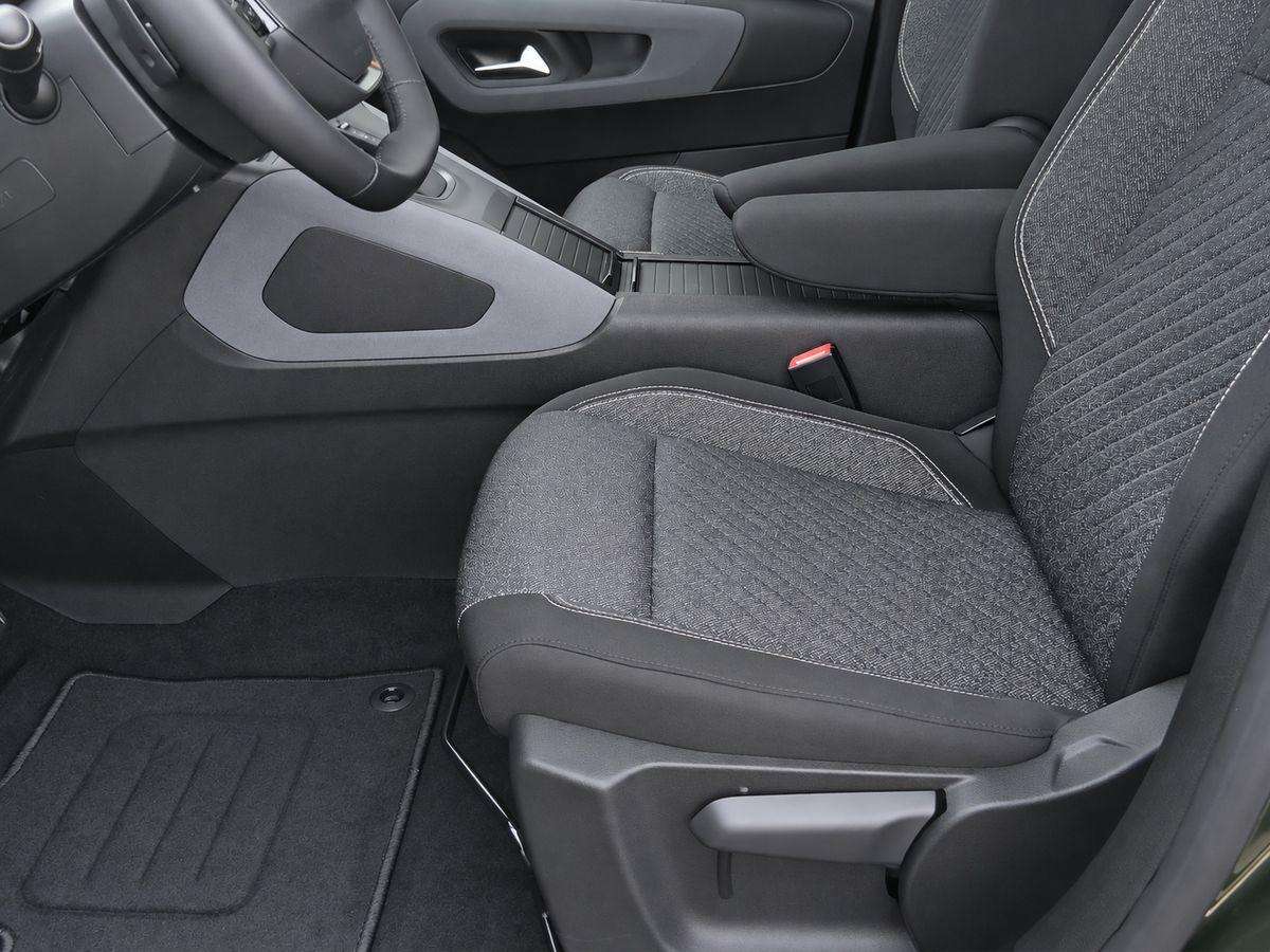 Fahrzeugbild eines Peugeot Rifter