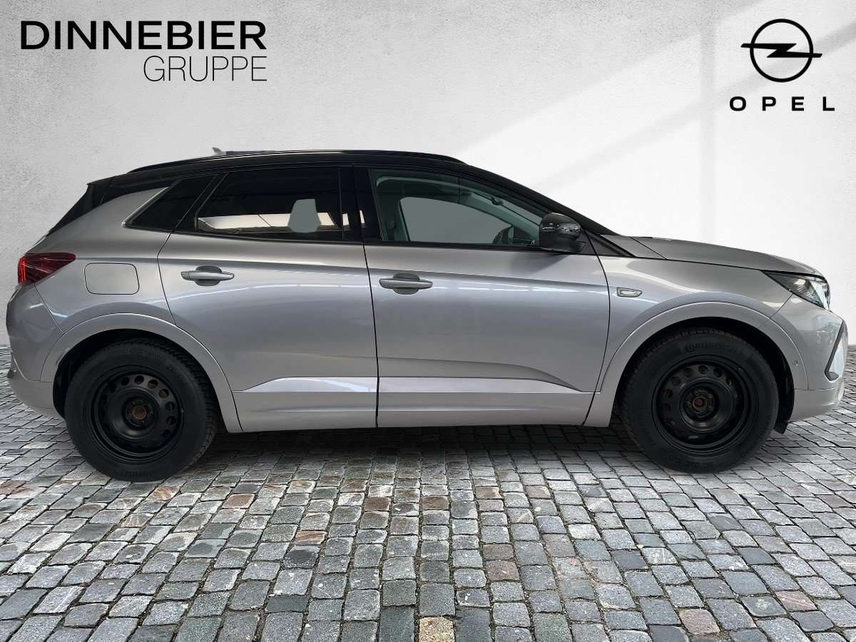 Fahrzeugbild eines Opel Grandland X