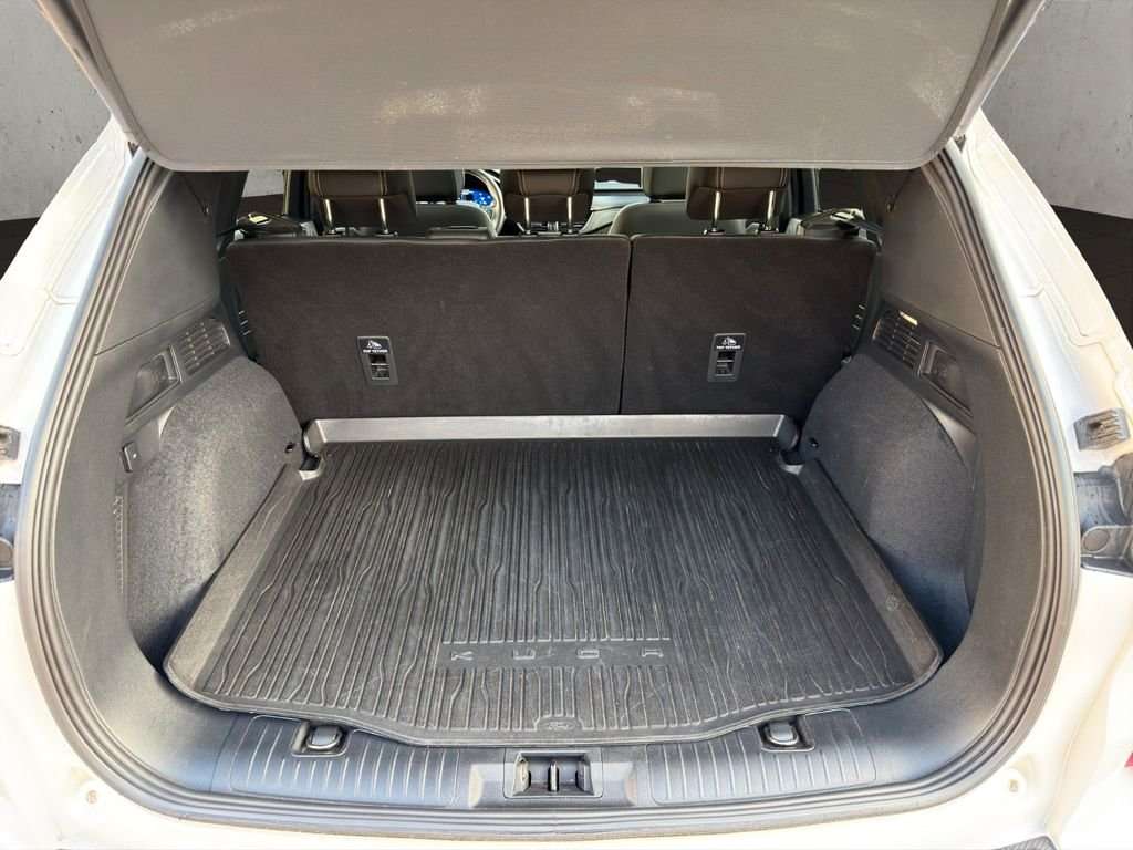 Fahrzeugbild eines Ford Kuga
