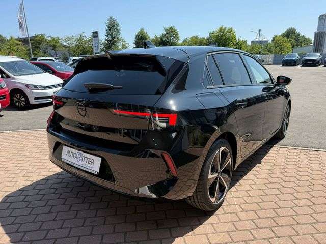 Fahrzeugbild eines Opel Astra