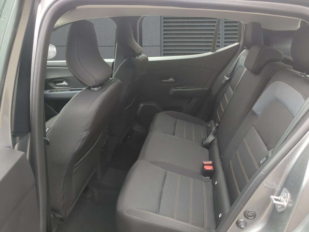 Fahrzeugbild eines Dacia Sandero