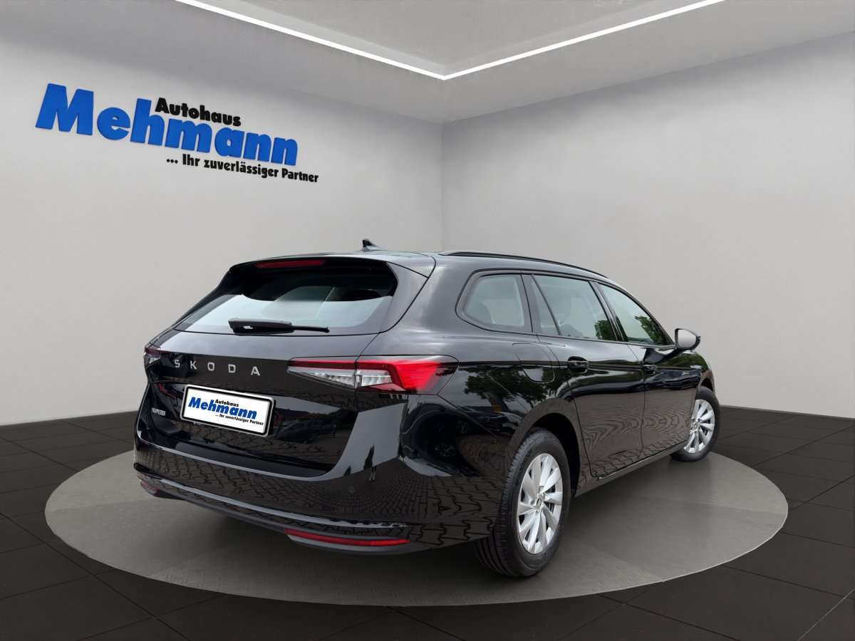 Fahrzeugbild eines Skoda Superb