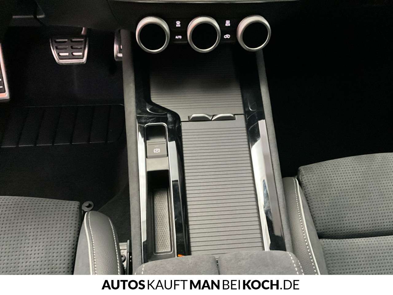 Fahrzeugbild eines Skoda Superb