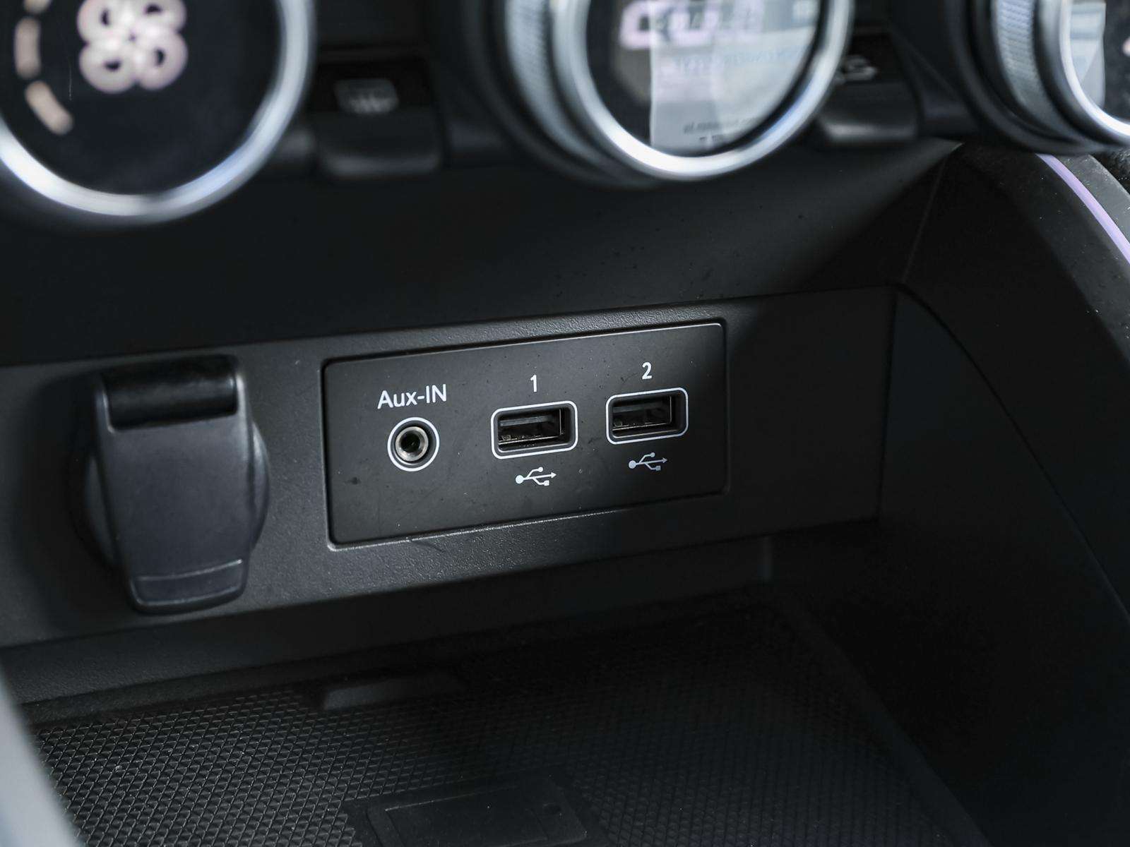 Fahrzeugbild eines Renault Clio