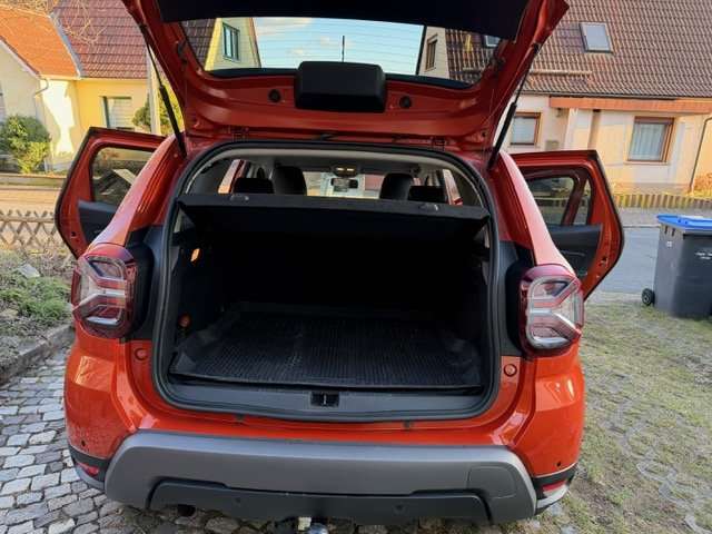 Fahrzeugbild eines Dacia Duster