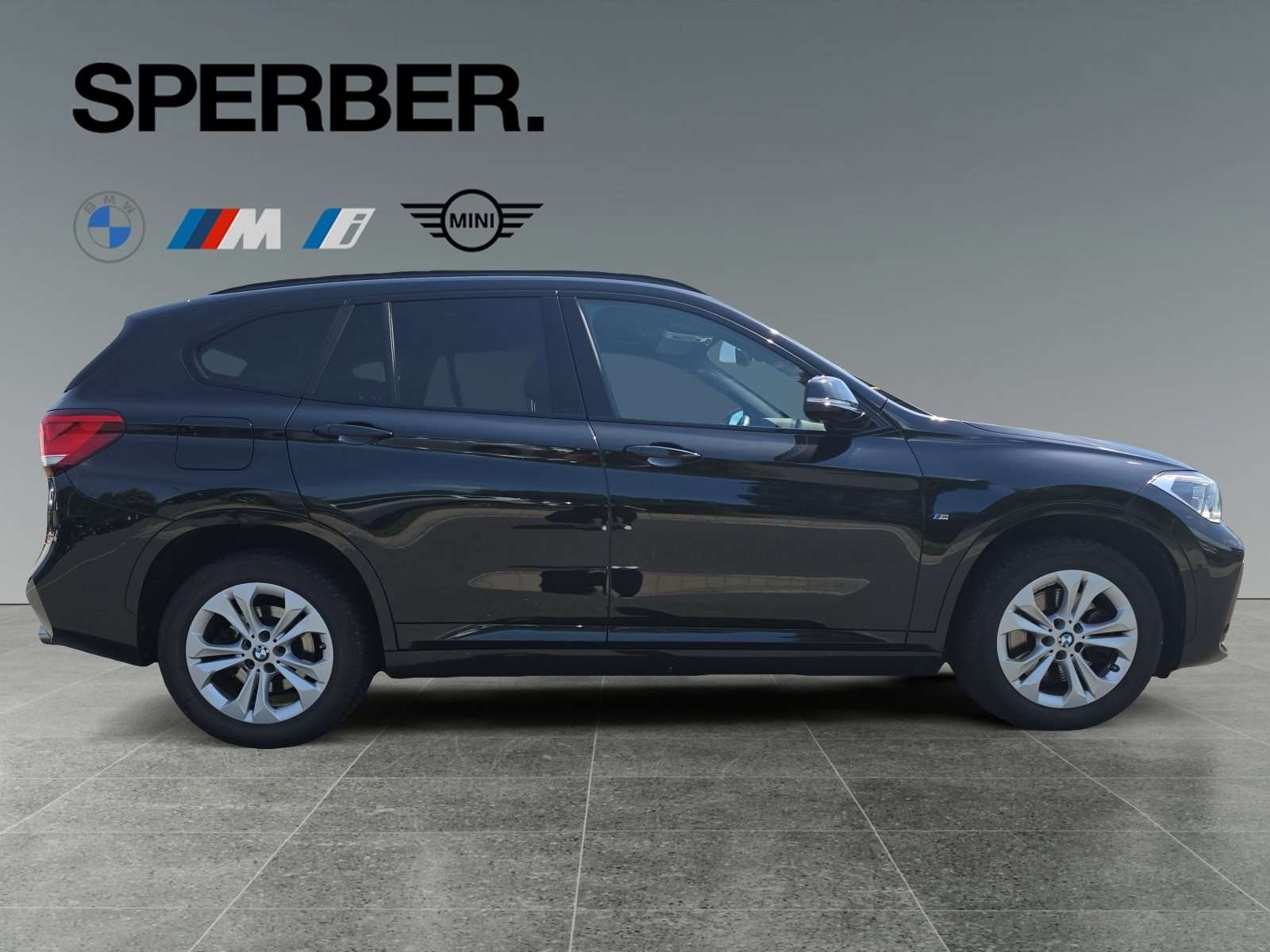 Fahrzeugbild eines BMW X1