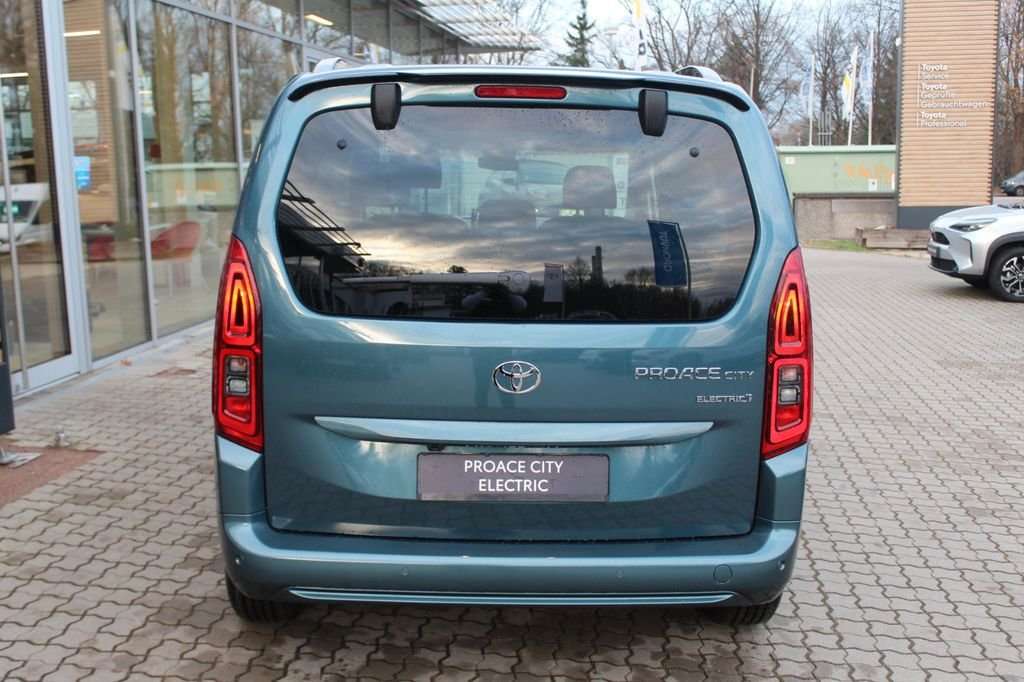 Fahrzeugbild eines Toyota Proace City
