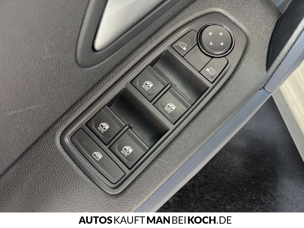 Fahrzeugbild eines Dacia Duster