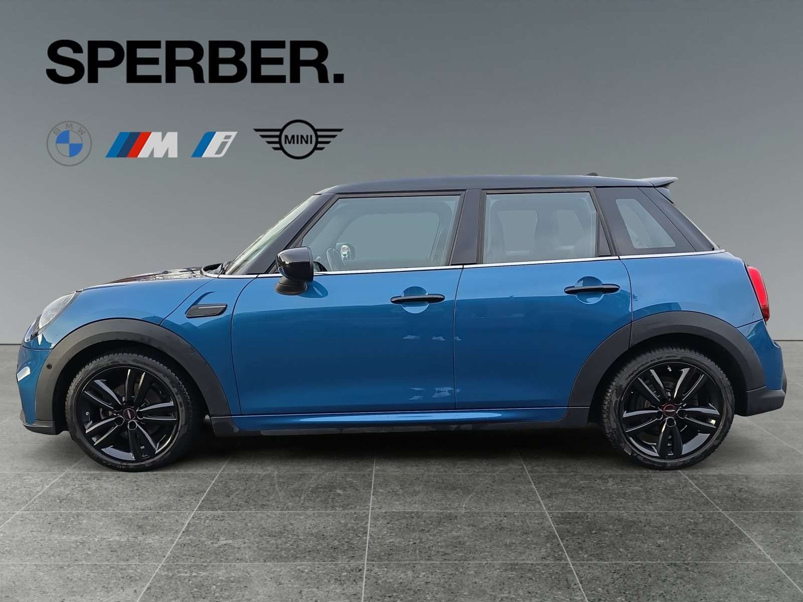 Fahrzeugbild eines MINI COOPER