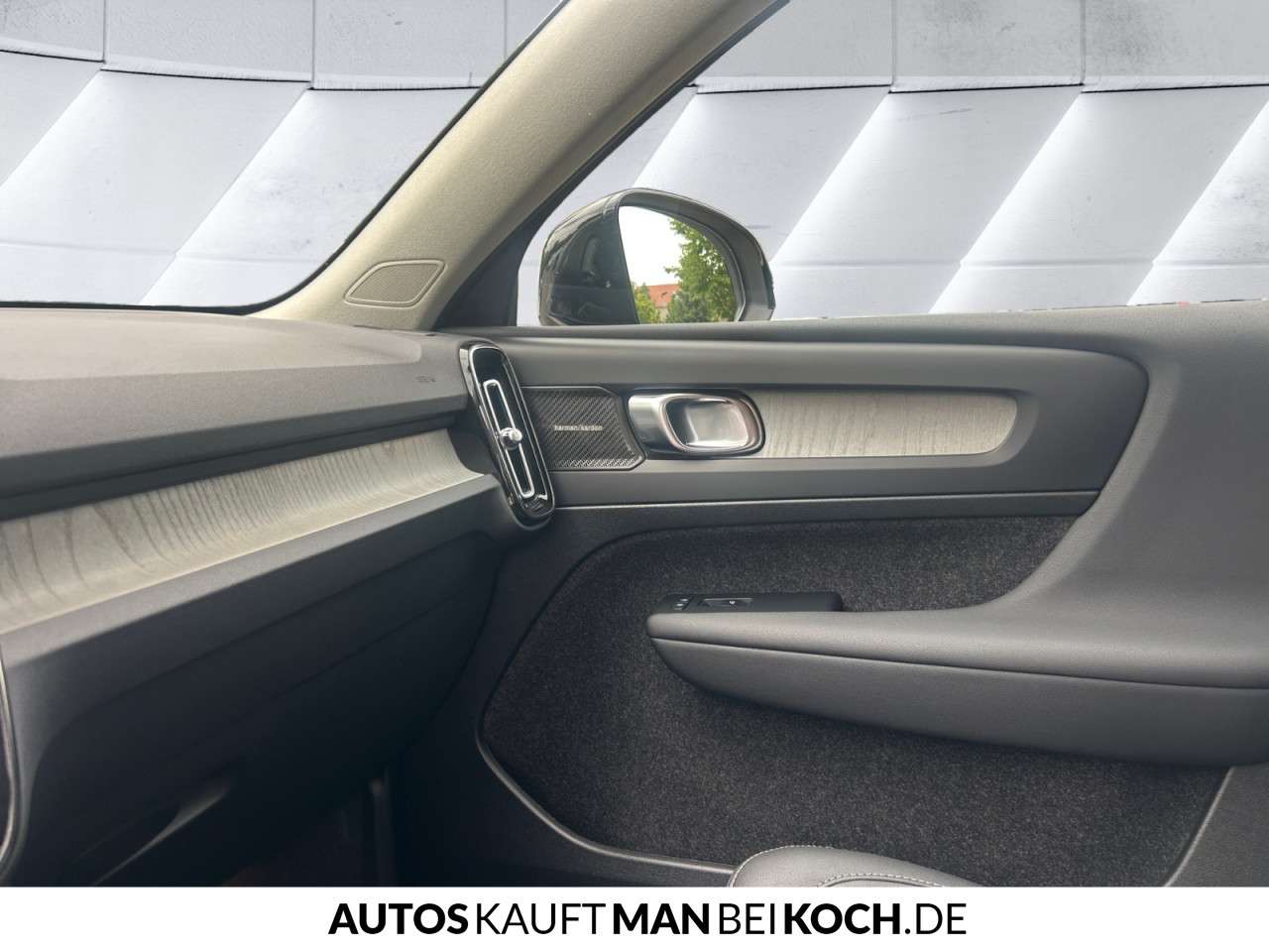 Fahrzeugbild eines Volvo XC40
