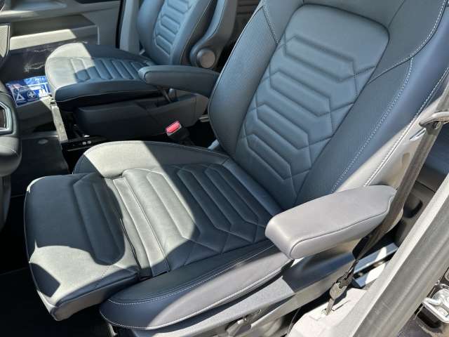 Fahrzeugbild eines Ford Tourneo Custom