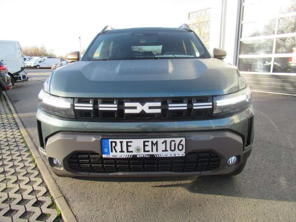 Fahrzeugbild eines Dacia Duster