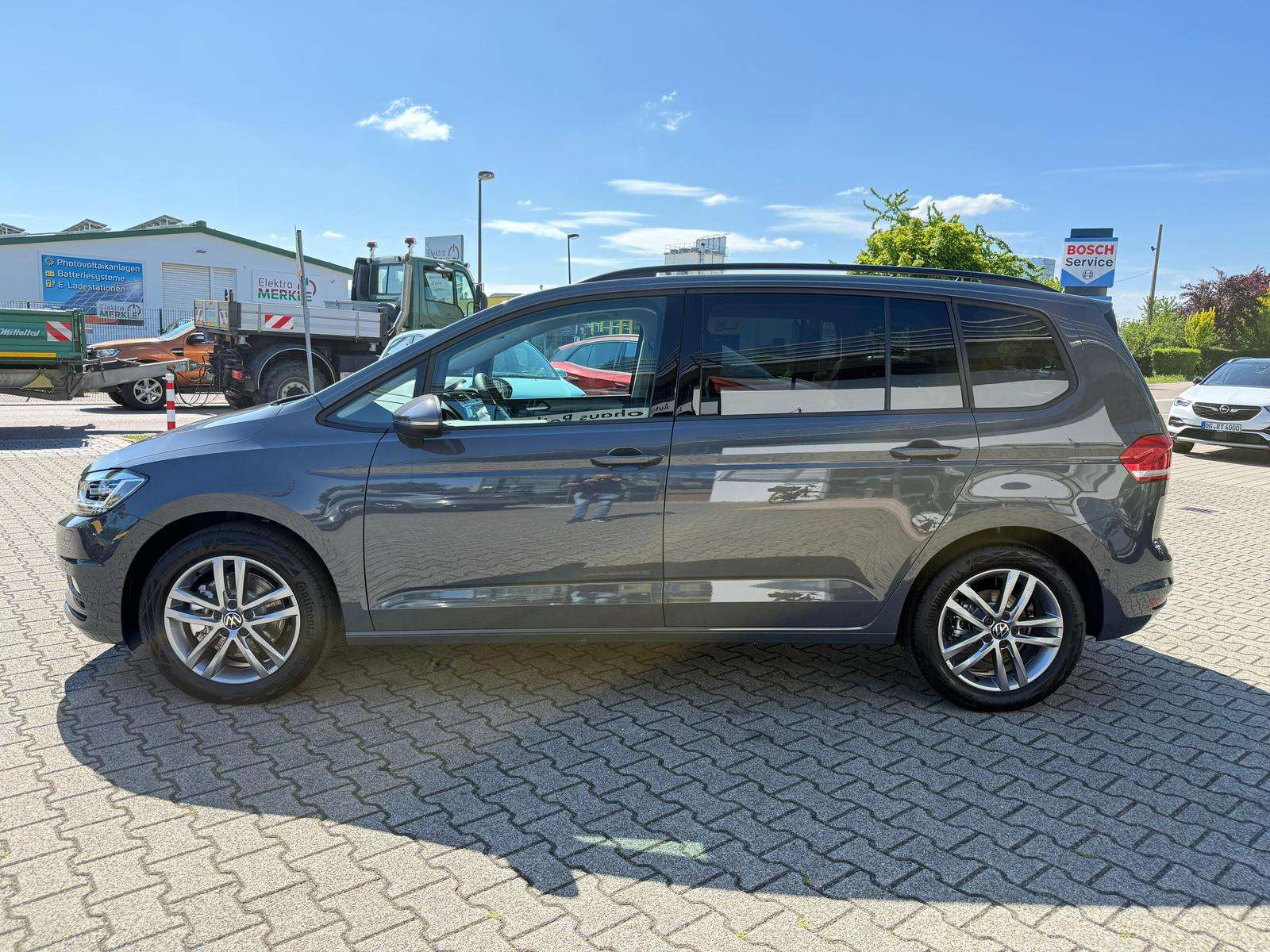 Fahrzeugbild eines Volkswagen Touran