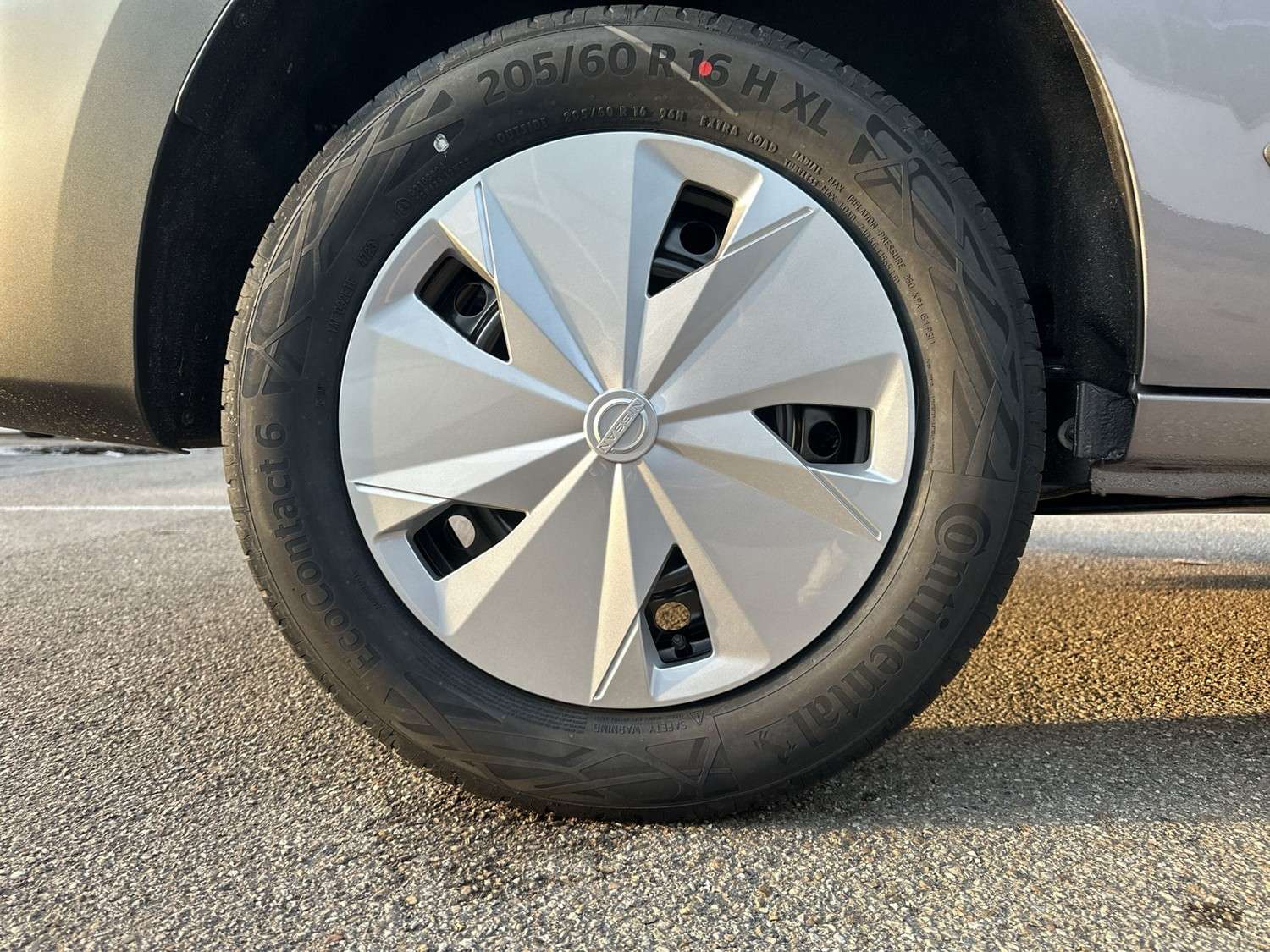 Fahrzeugbild eines Nissan Townstar