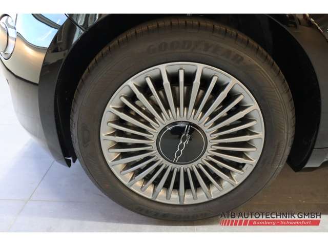 Fahrzeugbild eines Fiat 500