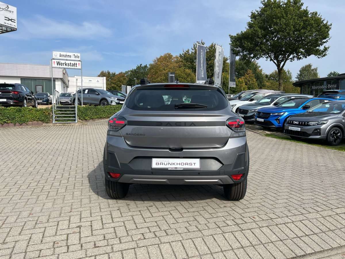 Fahrzeugbild eines Dacia Sandero