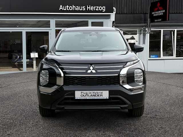 Fahrzeugbild eines Mitsubishi Outlander