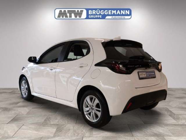 Fahrzeugbild eines Mazda Mazda2 Hybrid