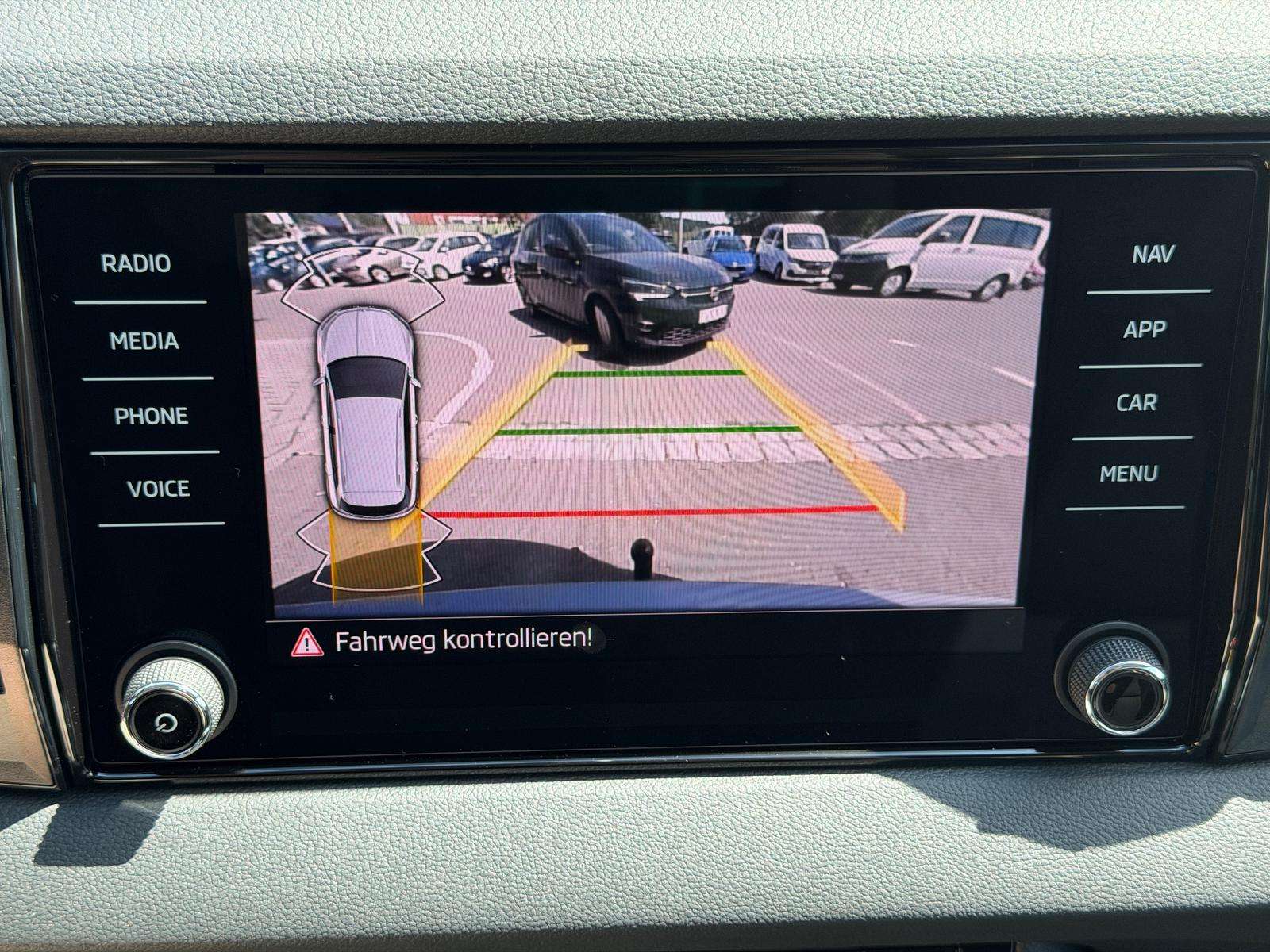 Fahrzeugbild eines Skoda Karoq