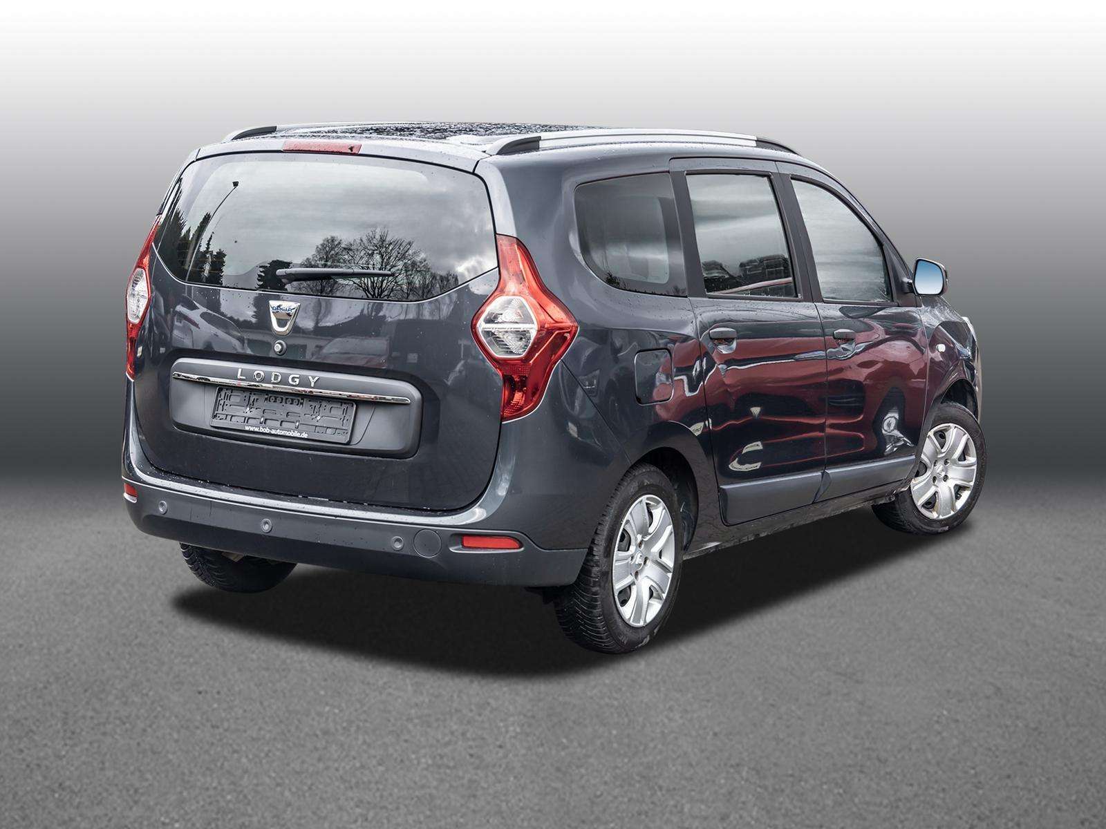 Fahrzeugbild eines Dacia Lodgy