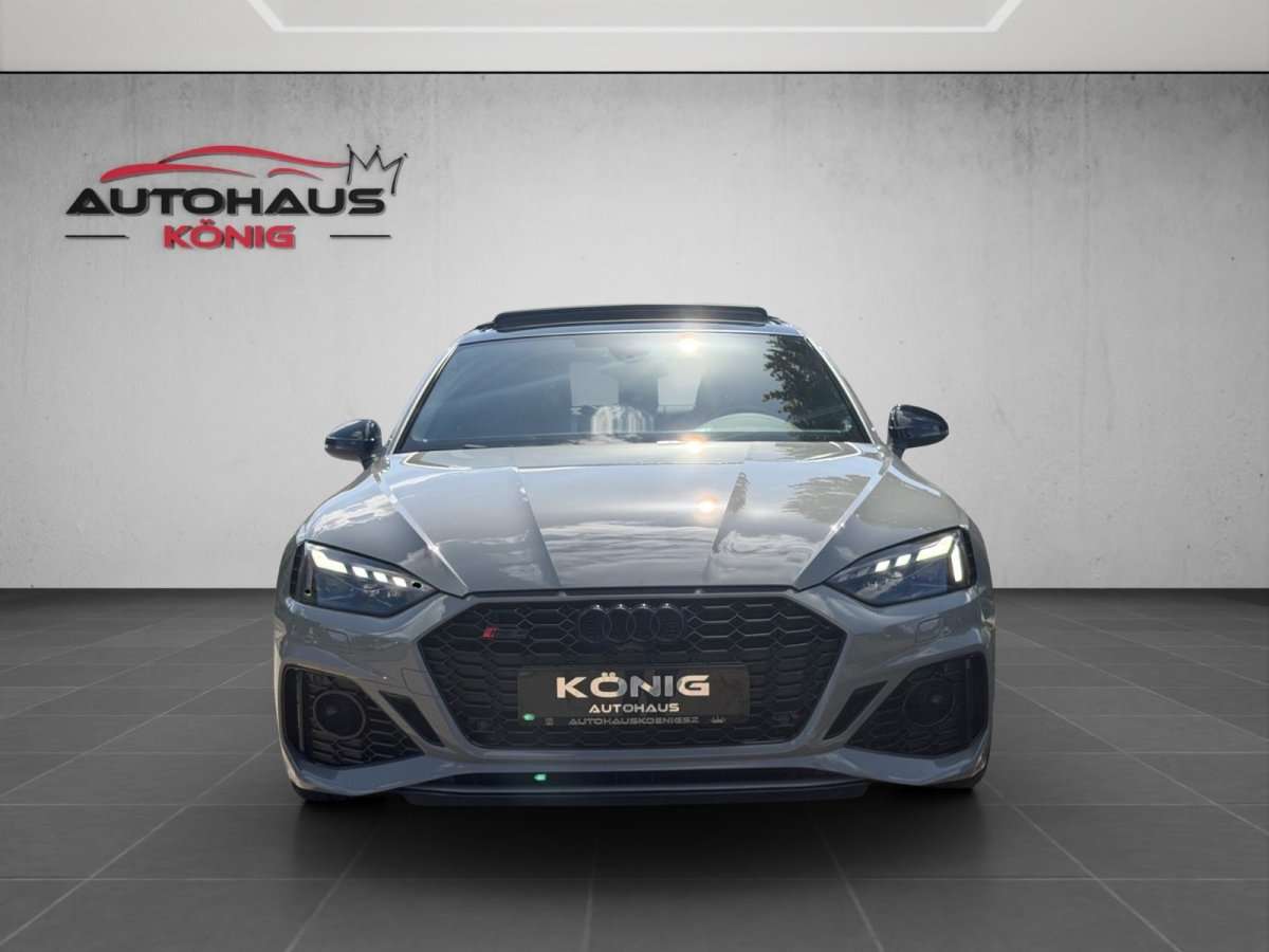 Fahrzeugbild eines Audi RS5
