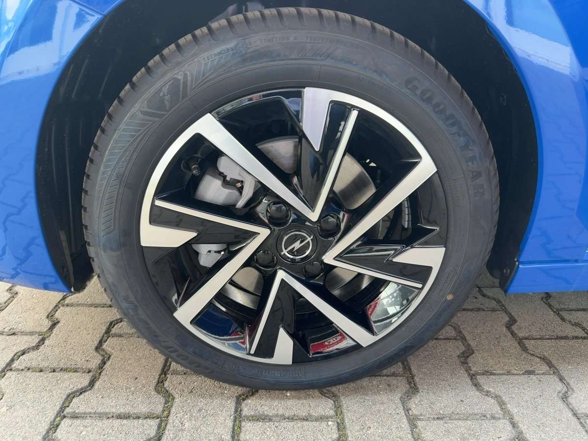 Fahrzeugbild eines Opel Corsa