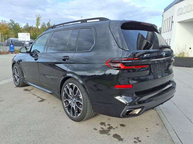 Fahrzeugbild eines BMW X7
