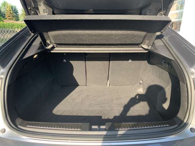Fahrzeugbild eines Renault Rafale