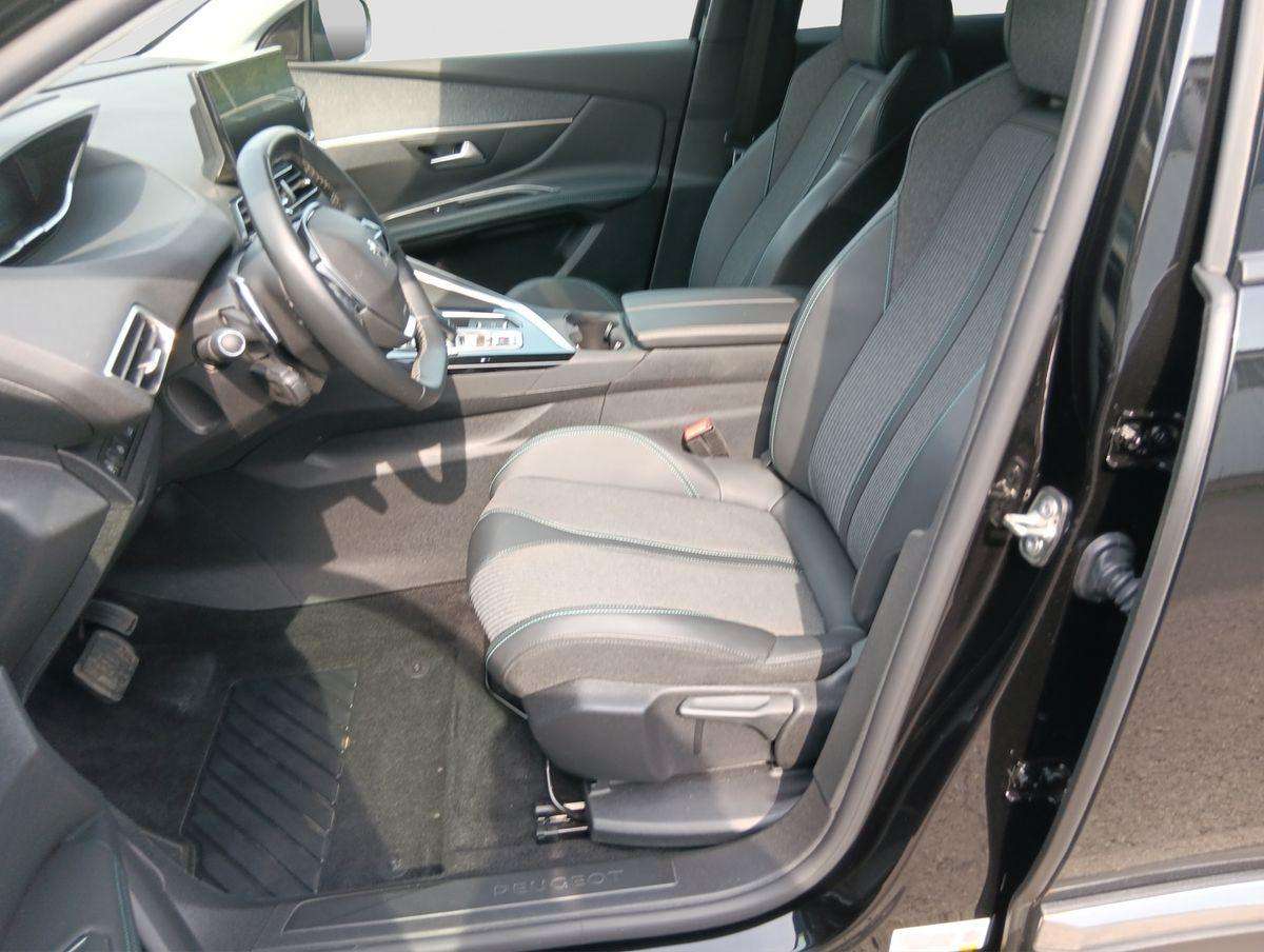 Fahrzeugbild eines Peugeot 3008