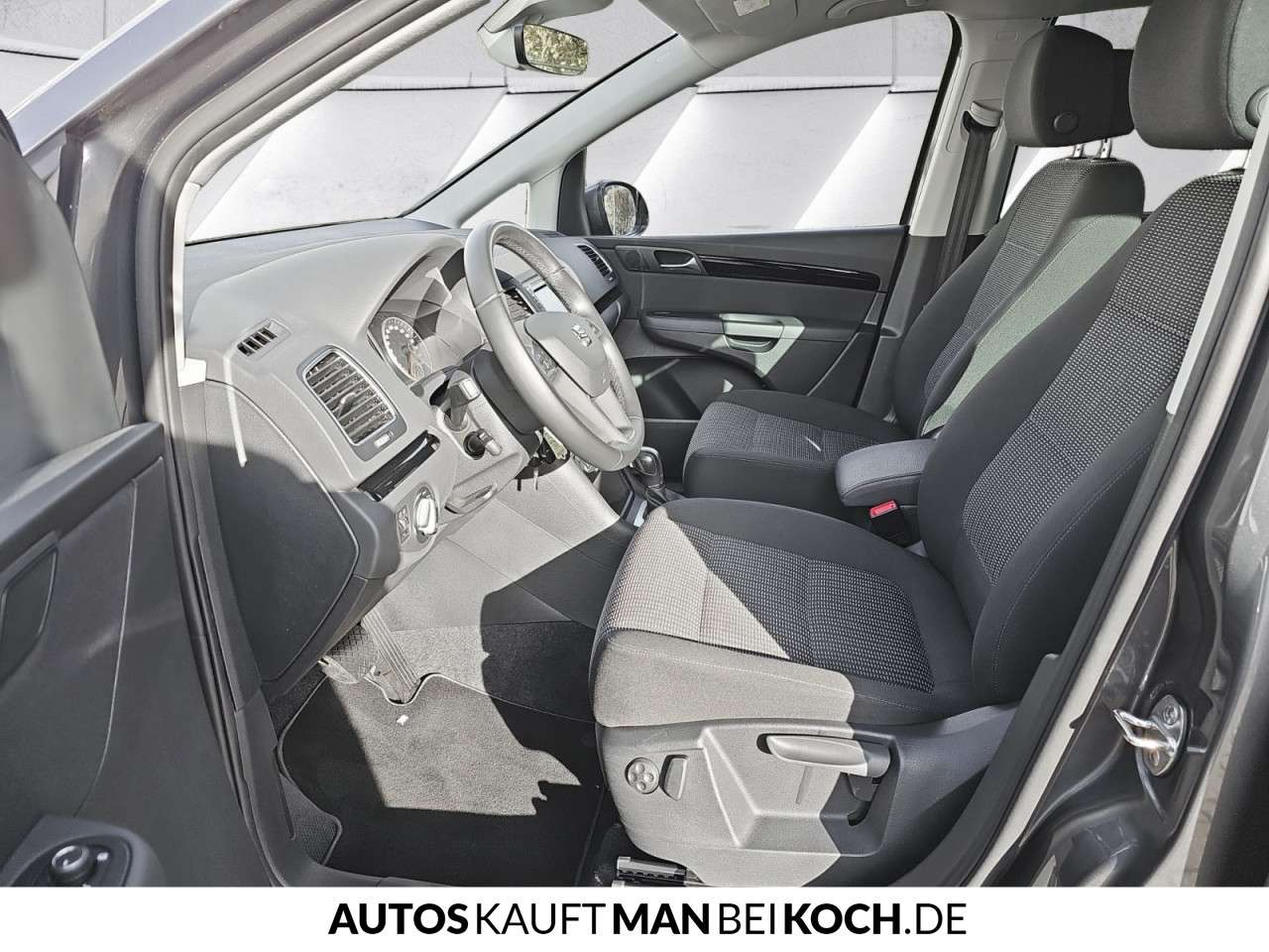 Fahrzeugbild eines SEAT Alhambra