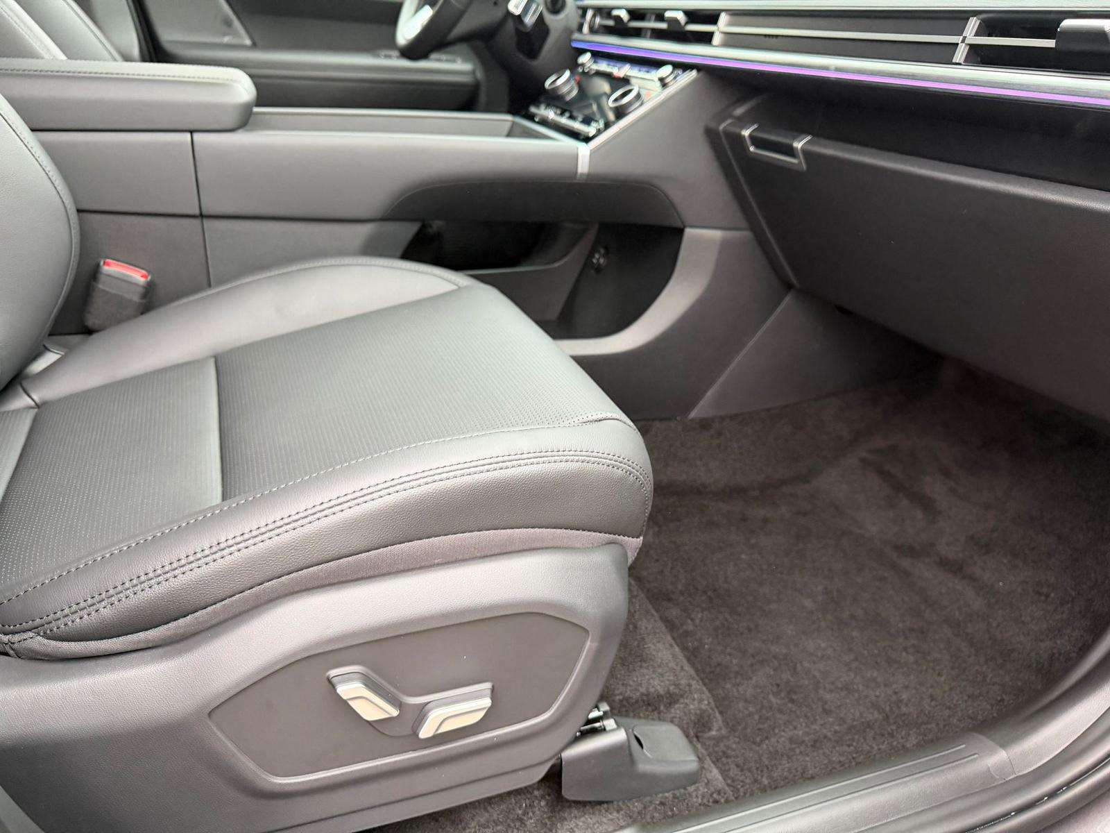 Fahrzeugbild eines Hyundai Santa Fe