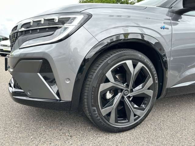 Fahrzeugbild eines Renault Austral