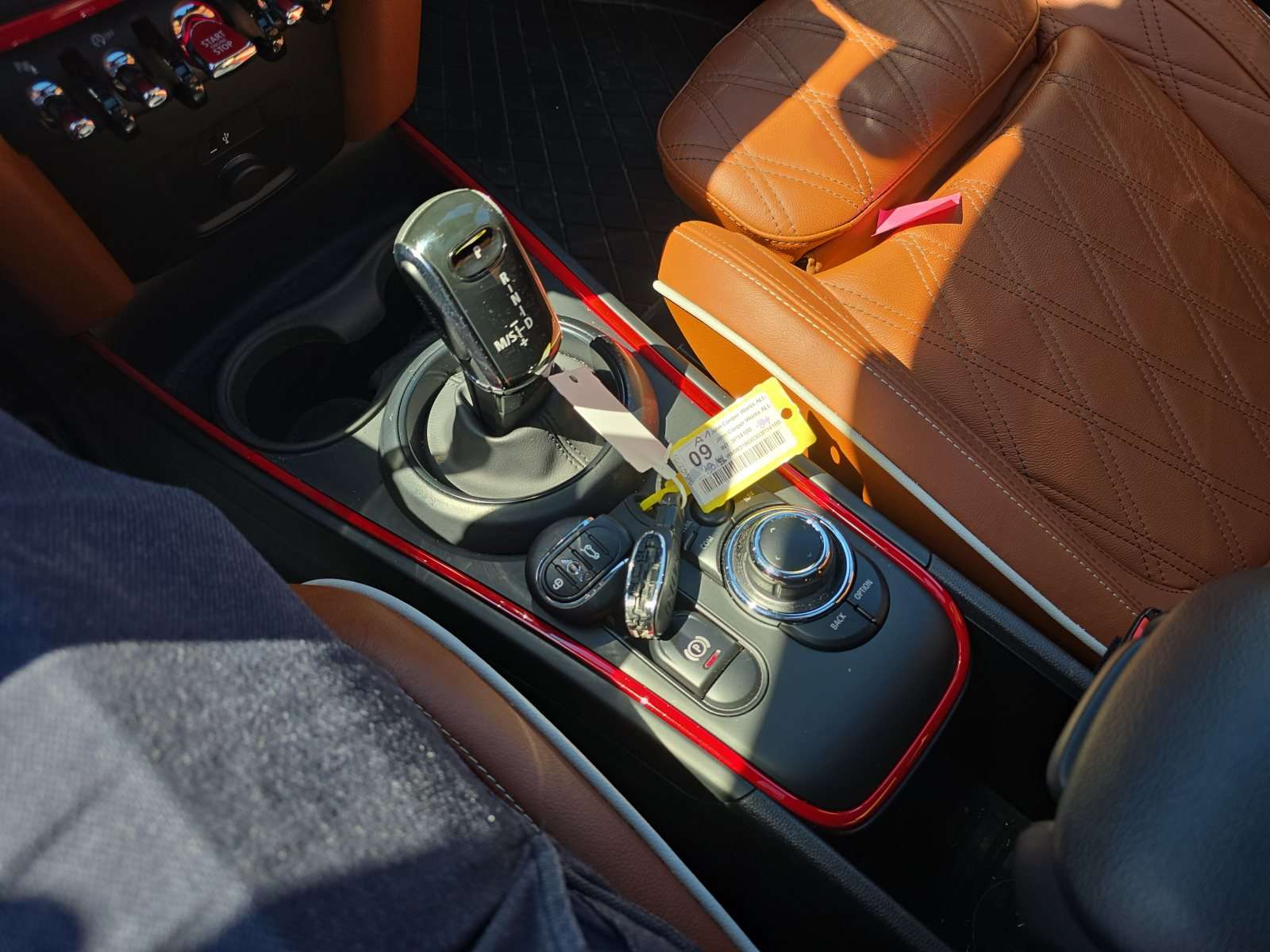 Fahrzeugbild eines MINI MINI