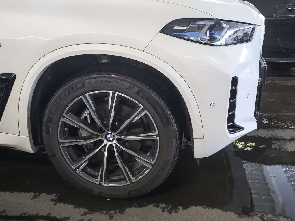 Fahrzeugbild eines BMW X5