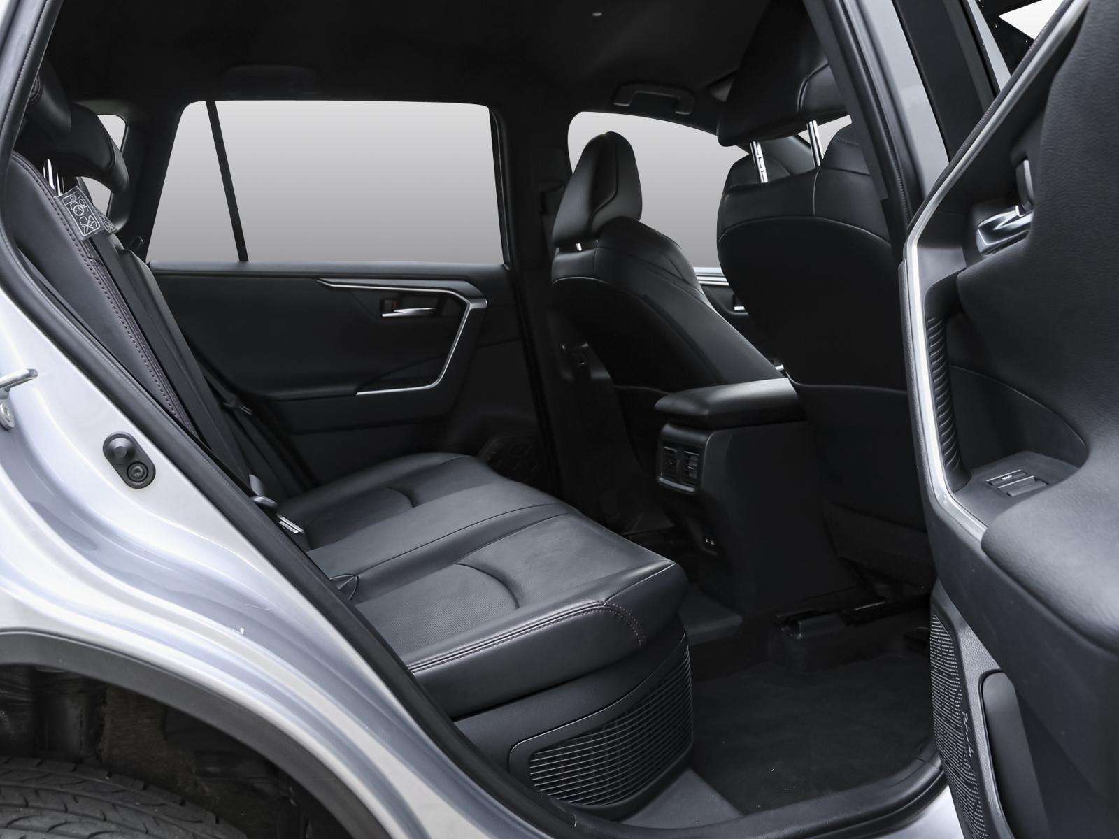 Fahrzeugbild eines Toyota RAV4