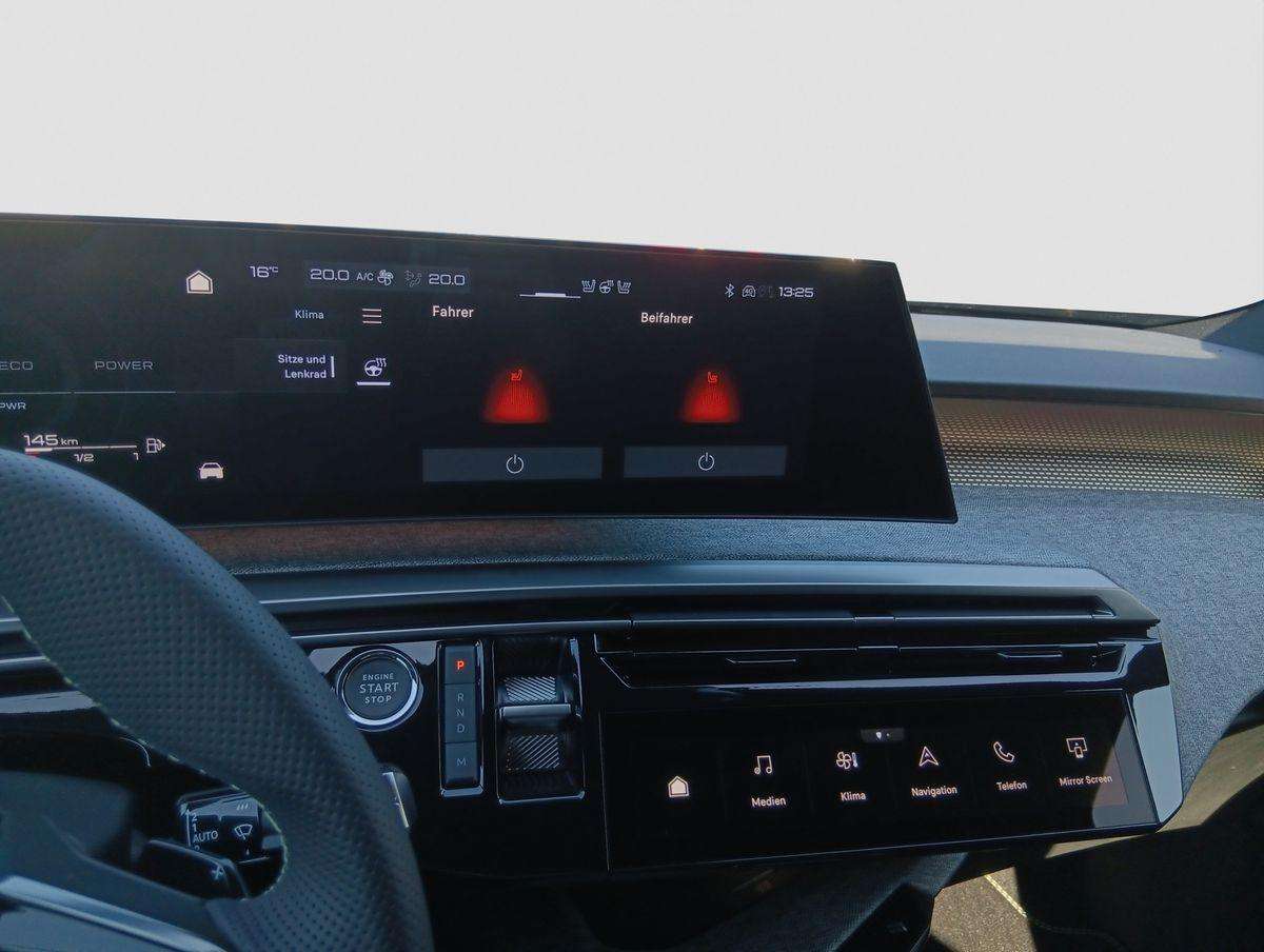 Fahrzeugbild eines Peugeot 3008
