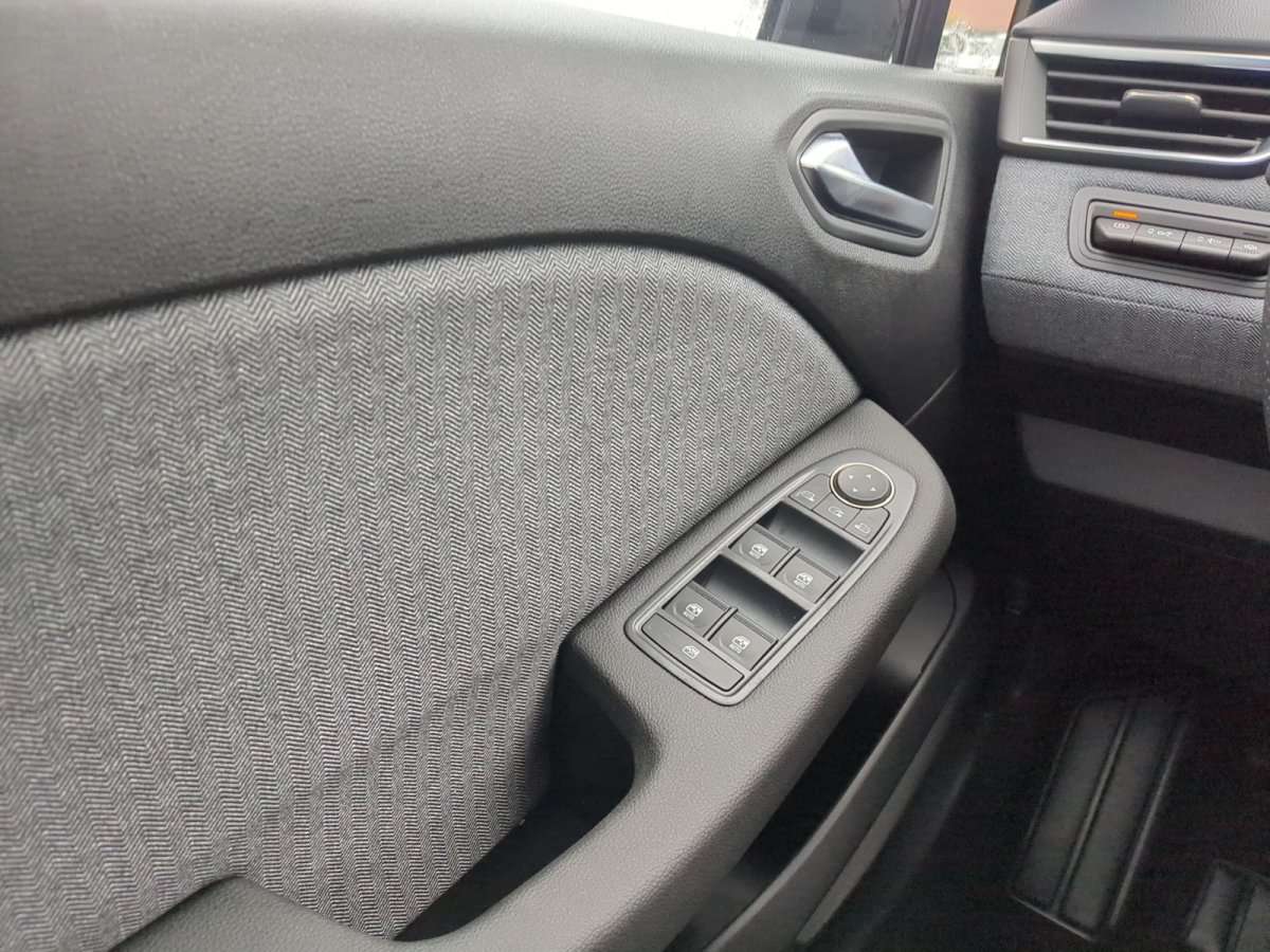 Fahrzeugbild eines Renault Clio