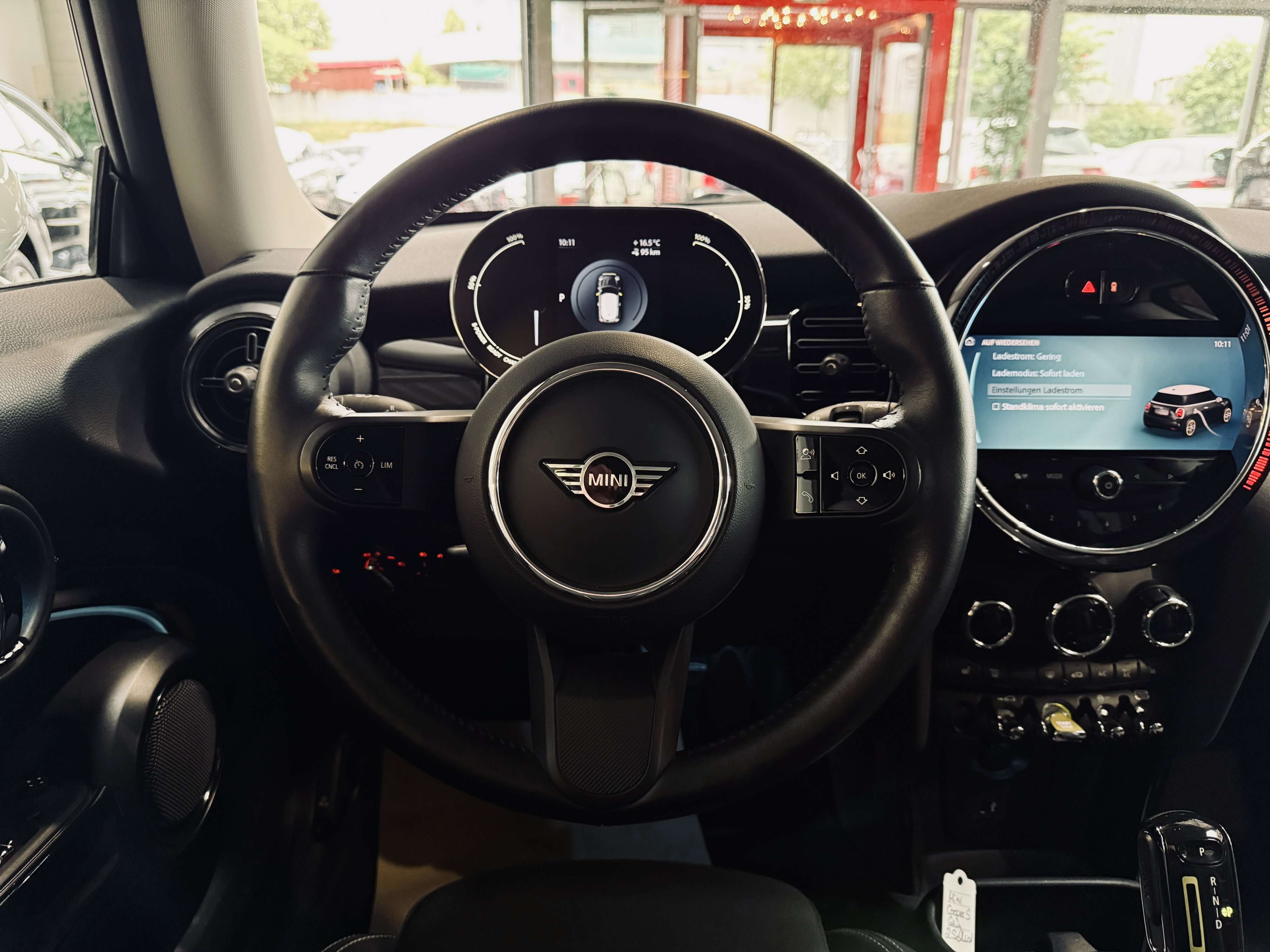 Fahrzeugbild eines MINI COOPER