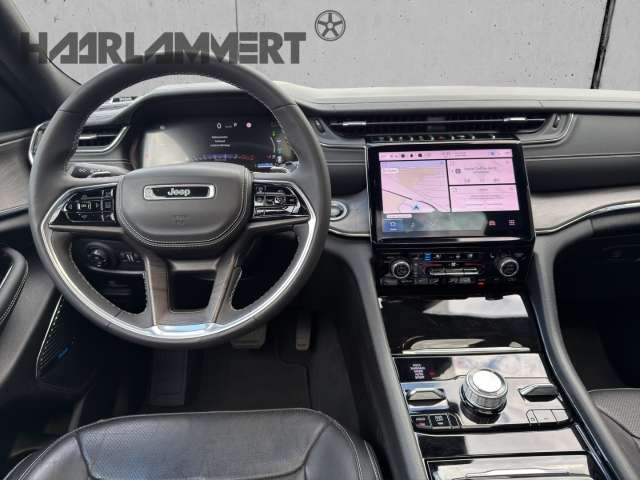 Fahrzeugbild eines Jeep Grand Cherokee