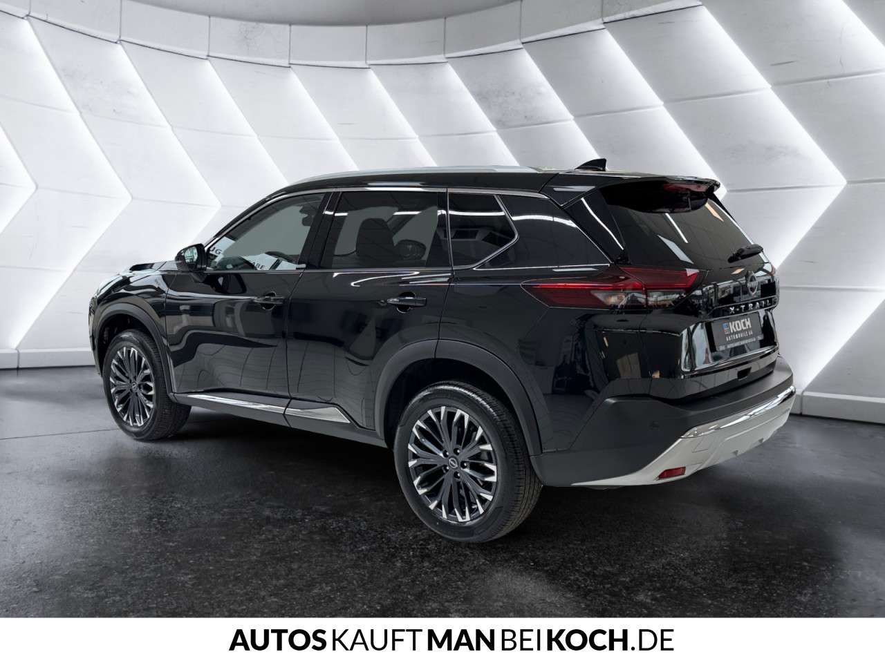 Fahrzeugbild eines Nissan X-TRAIL