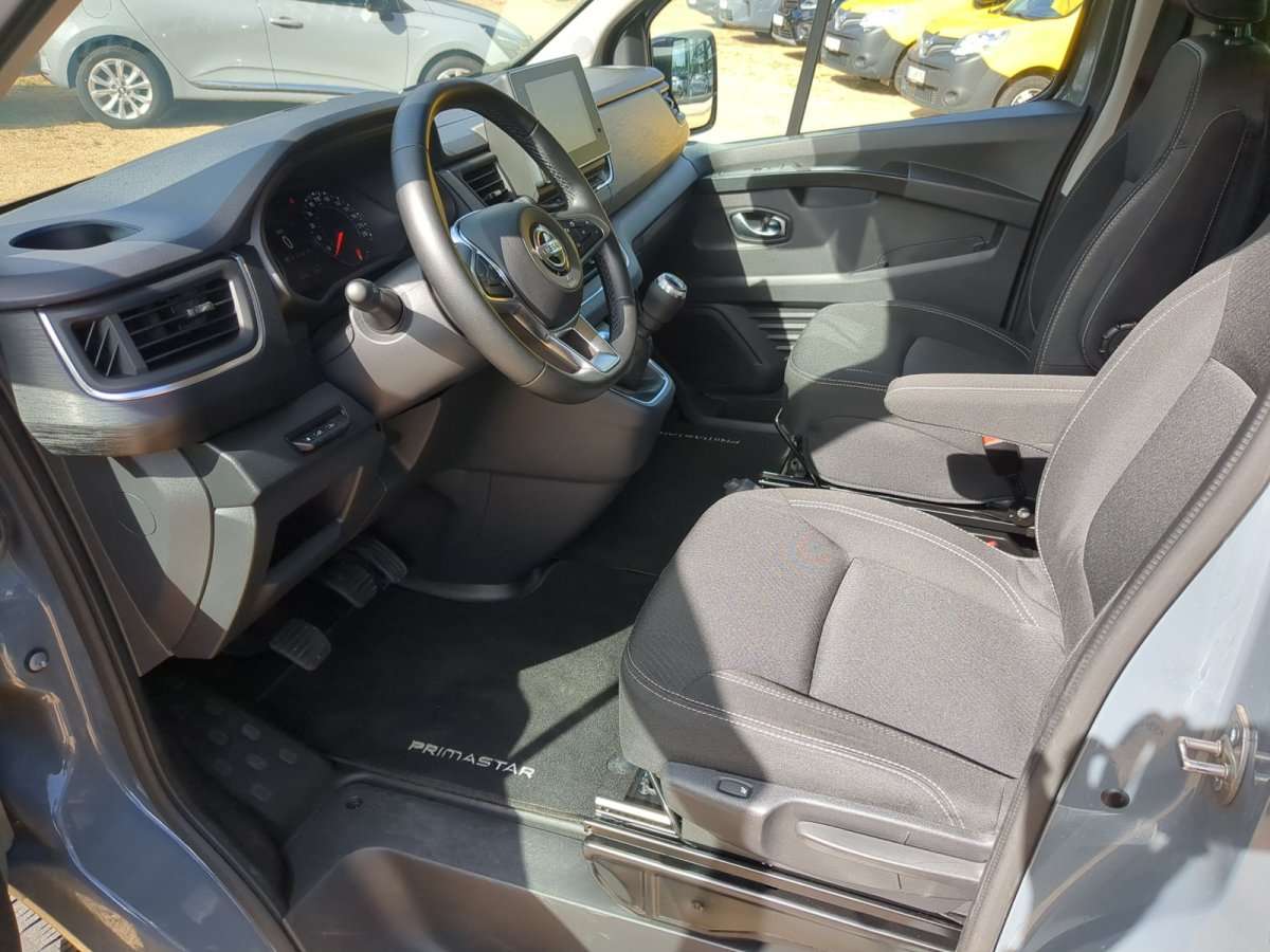 Fahrzeugbild eines Nissan Primastar
