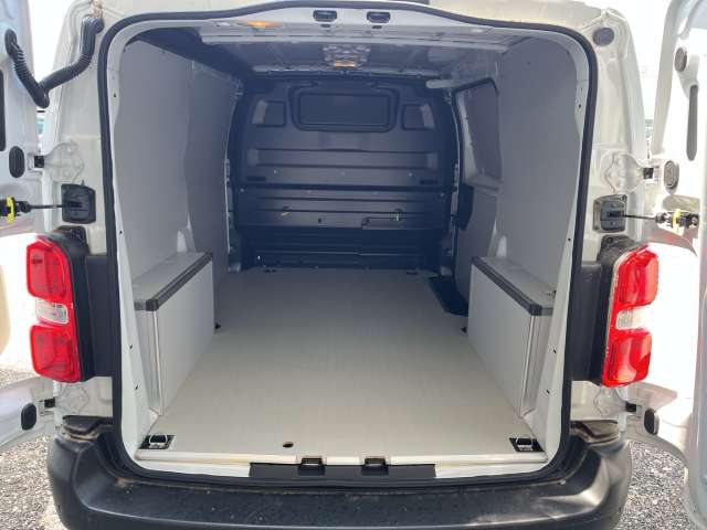 Fahrzeugbild eines Opel Vivaro