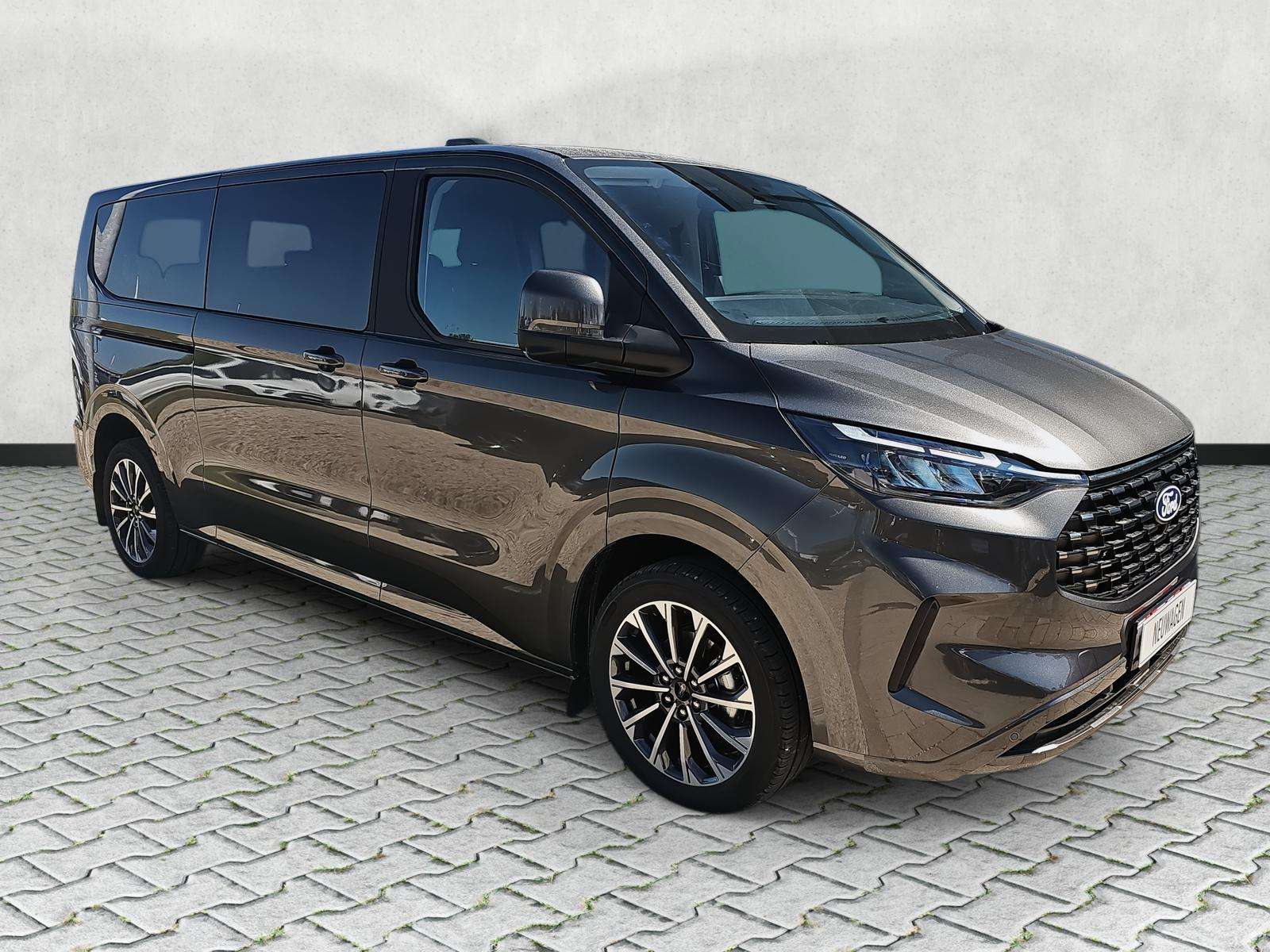 Fahrzeugbild eines Ford Tourneo Custom
