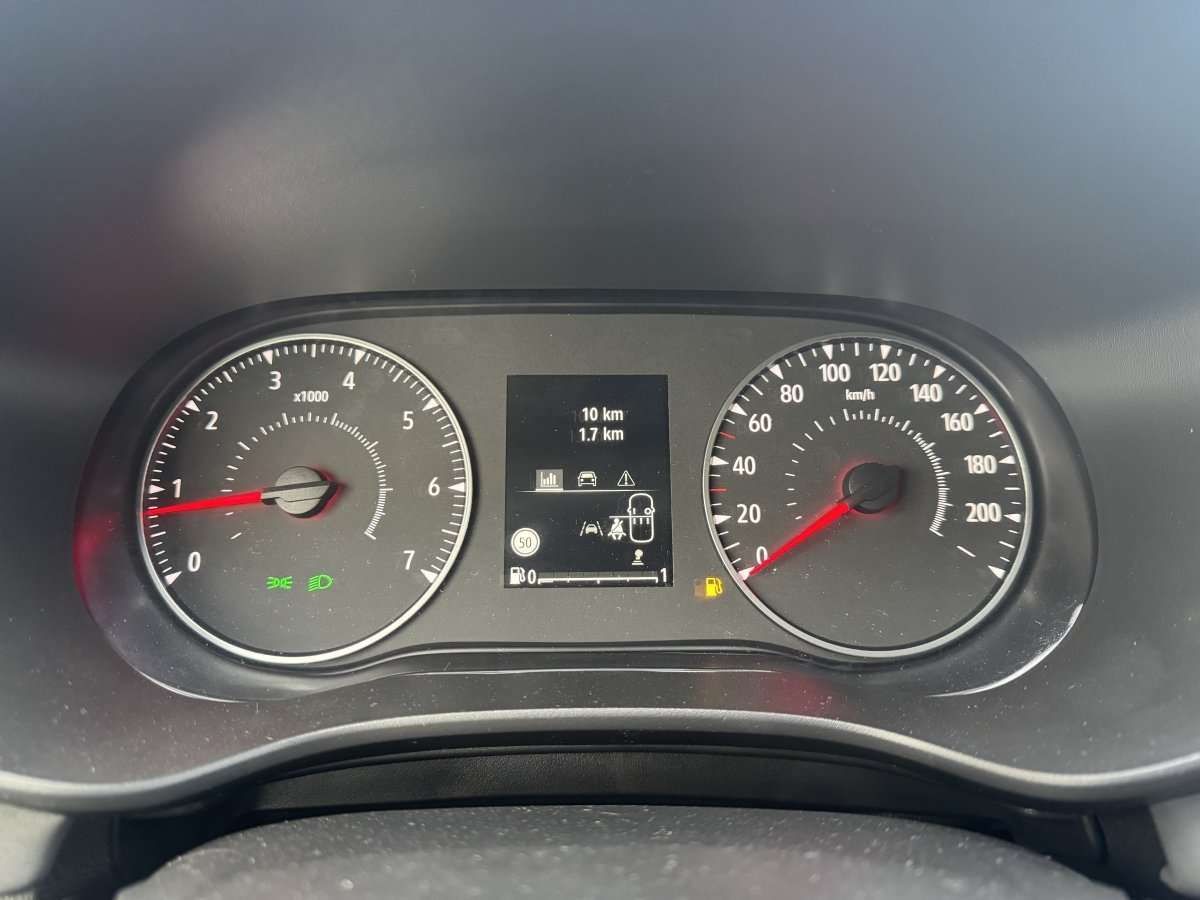 Fahrzeugbild eines Dacia Sandero