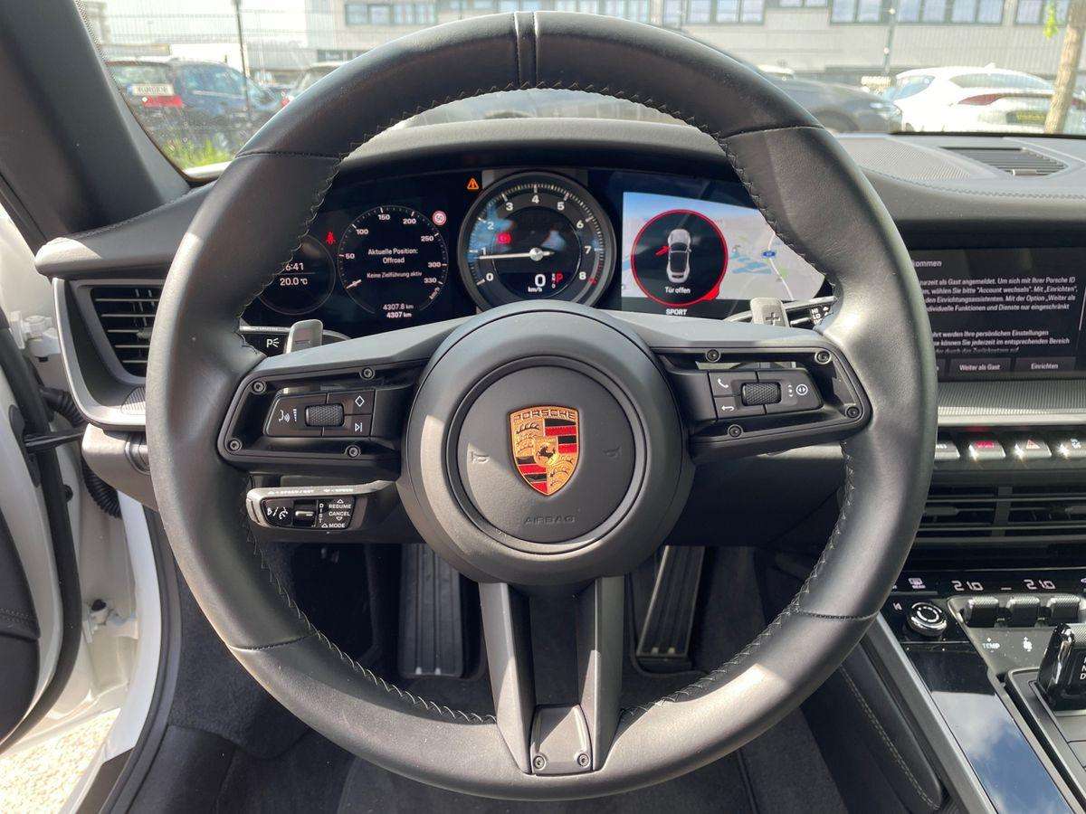 Fahrzeugbild eines Porsche 911